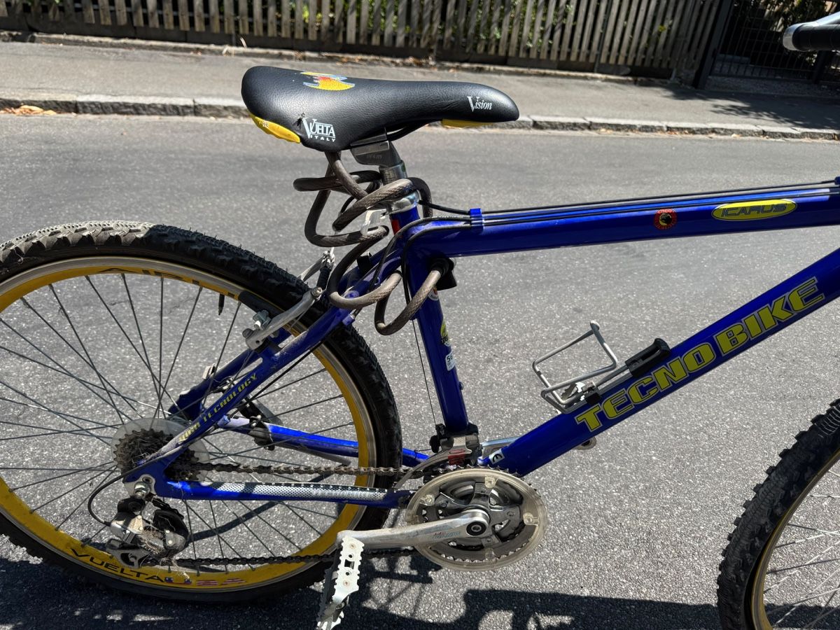 Velos: Kindervelo (ca. ab 12j.) – Defekt aus Fribourg von Papavero_ 8