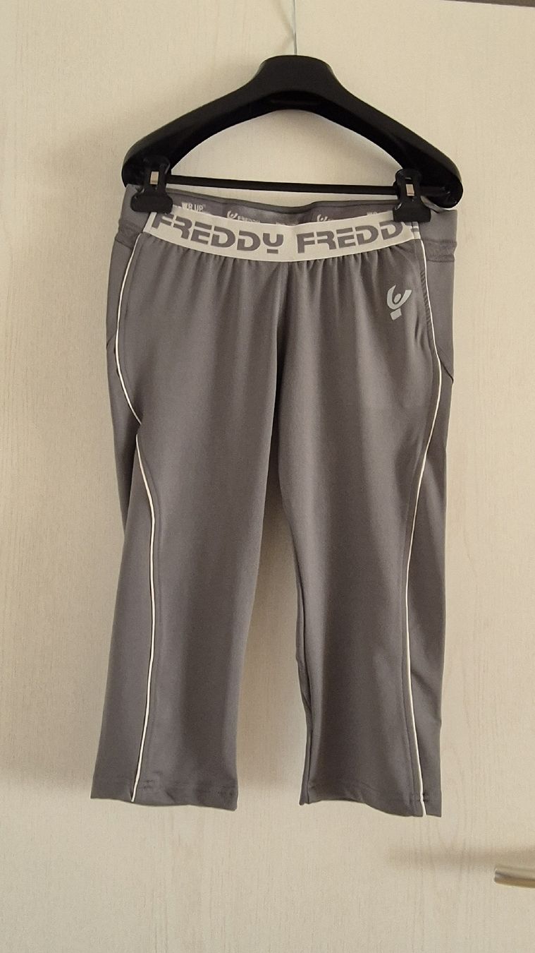 Leggings: 2x, 3/4 Damenleggings, mit Schlusselfach – Nuovo (secondo la descrizione) da Zürich venduto da Sami78