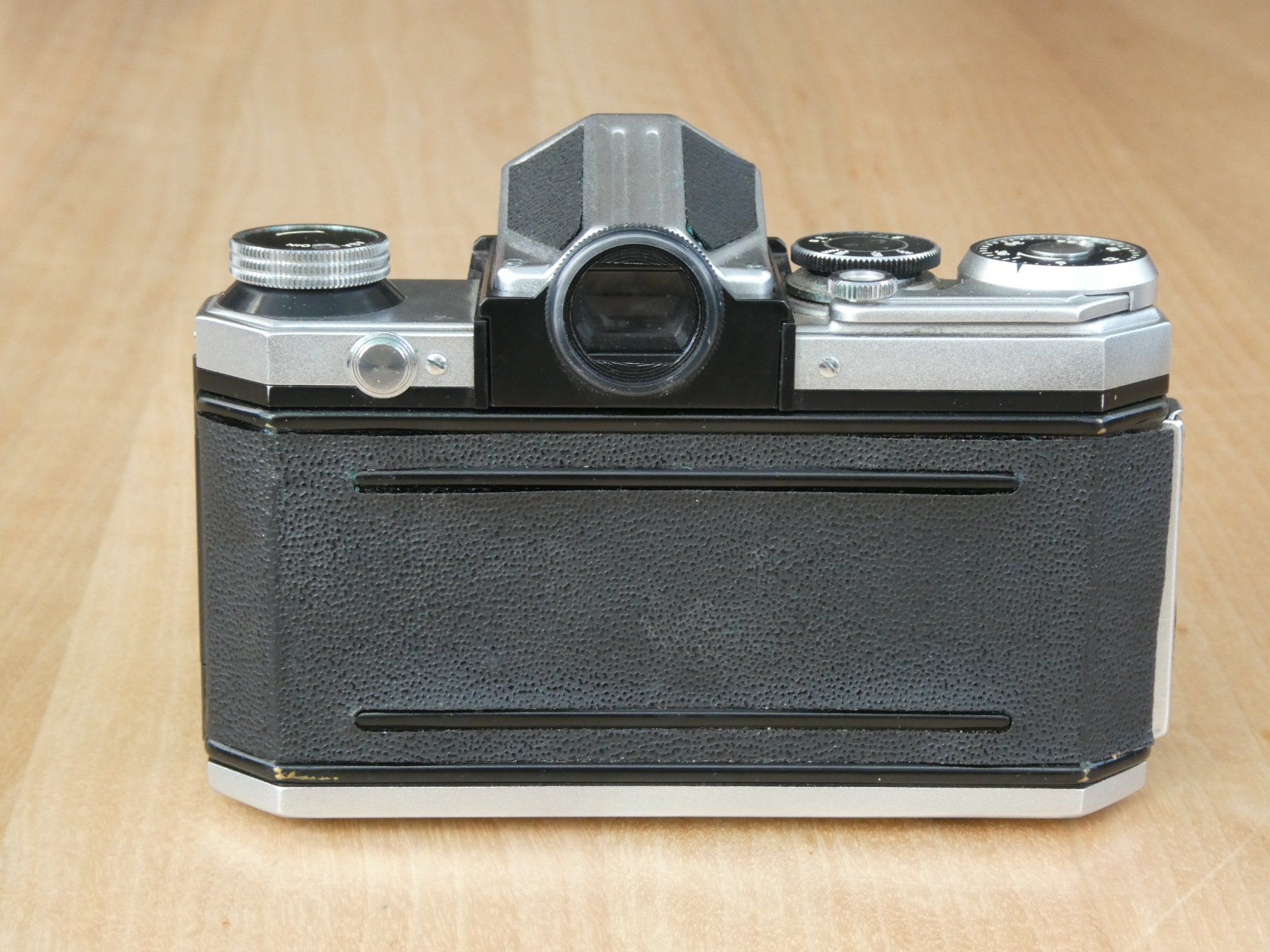 Edixa Kamera: Fotoapparat Edixa Mat Reflex b – Gebraucht aus Beromünster von  3