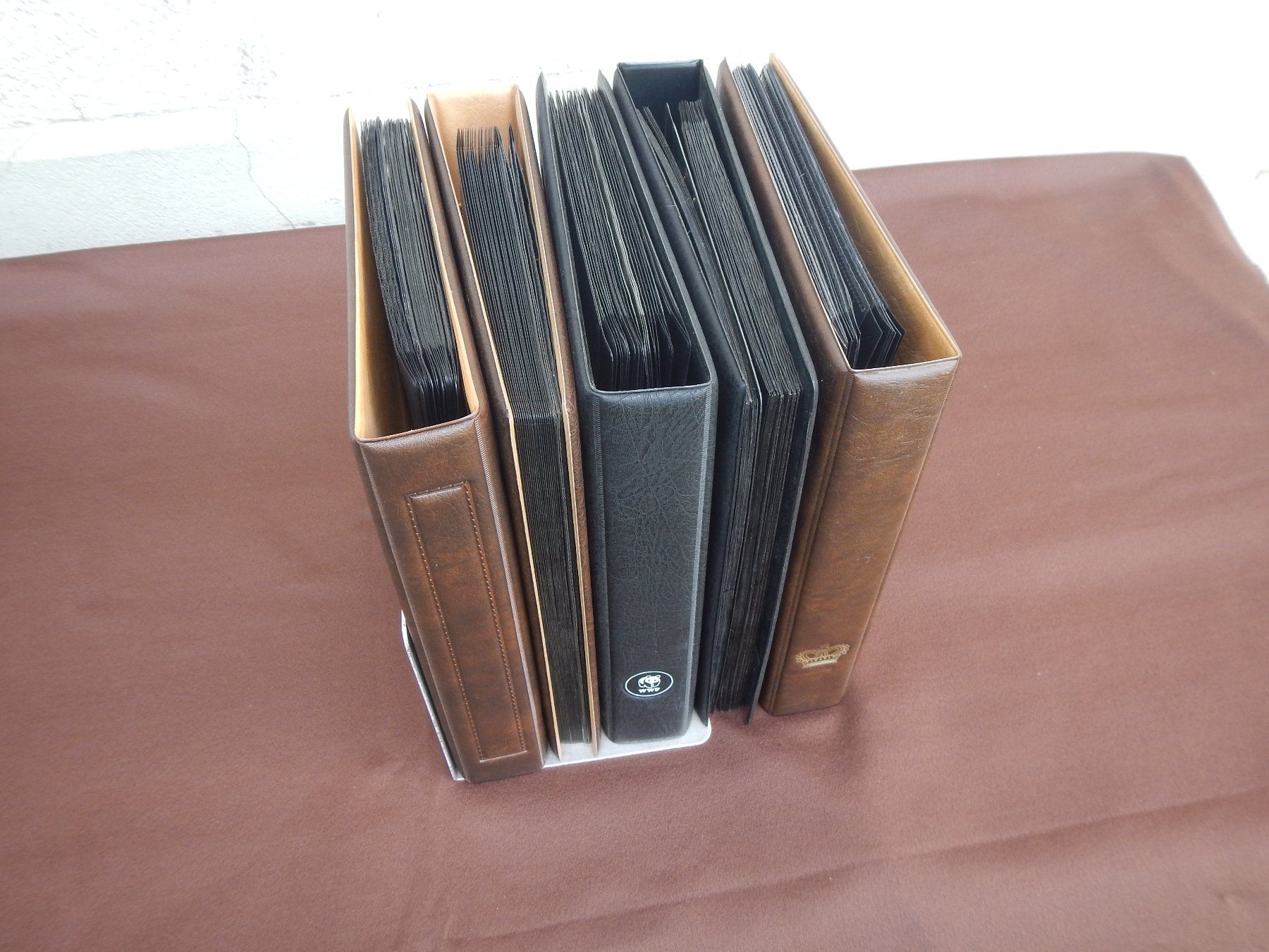 Album: 5 ideale Briefalben – Usato da Aarwangen venduto da Suomo48