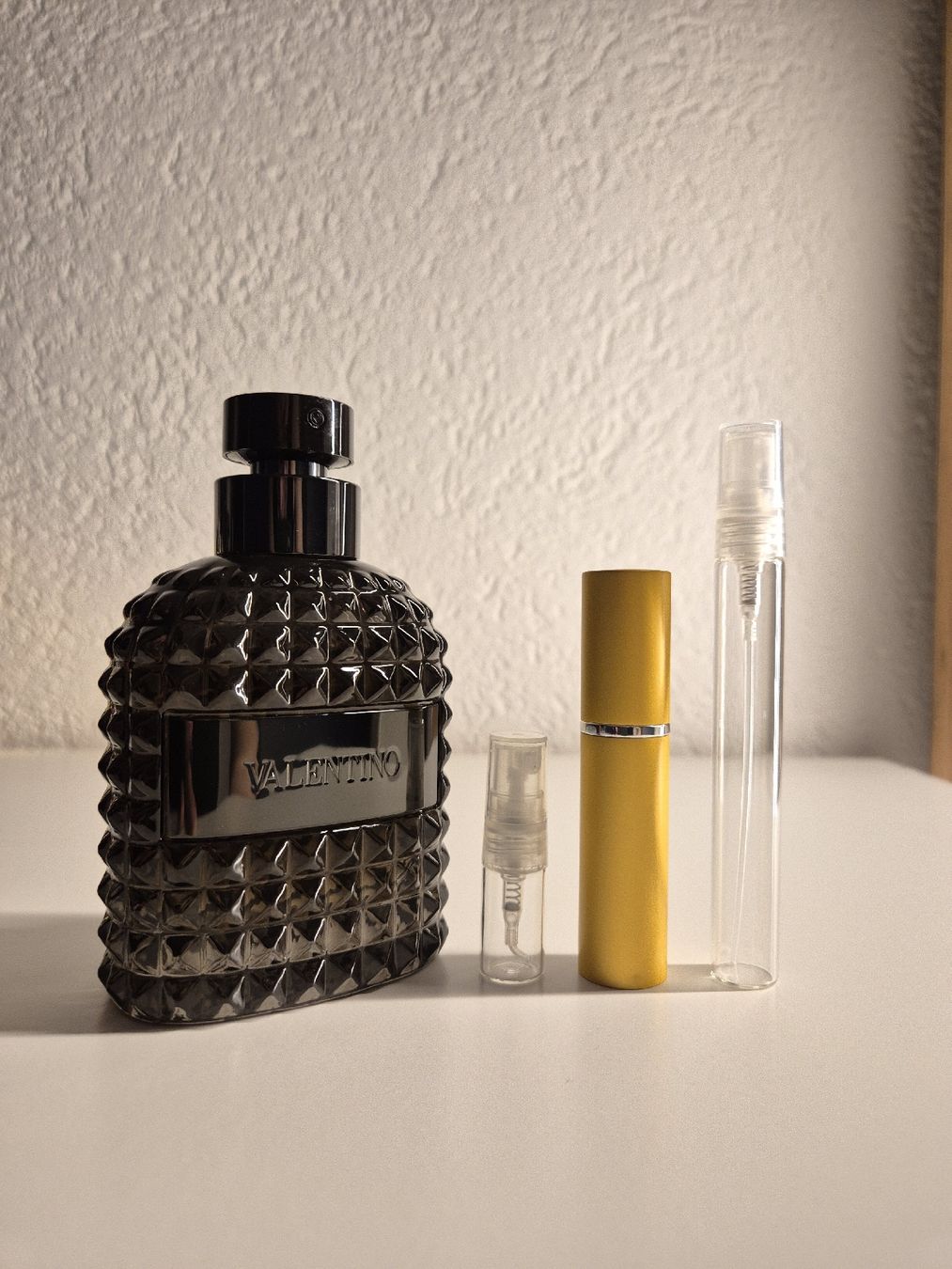 Valentino Profumi & Eau de Toilette: Valentino Uomo Intense 2ml Abfüllung, Probe,(Alte Version ) – Usato da Dottikon venduto da Traych