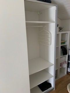 Ikea Armoires: Schwebetüren- Kleider_Schrank wie neu / im 2025 gekauft – D'occasion à Dübendorf par hpm-hpm 2