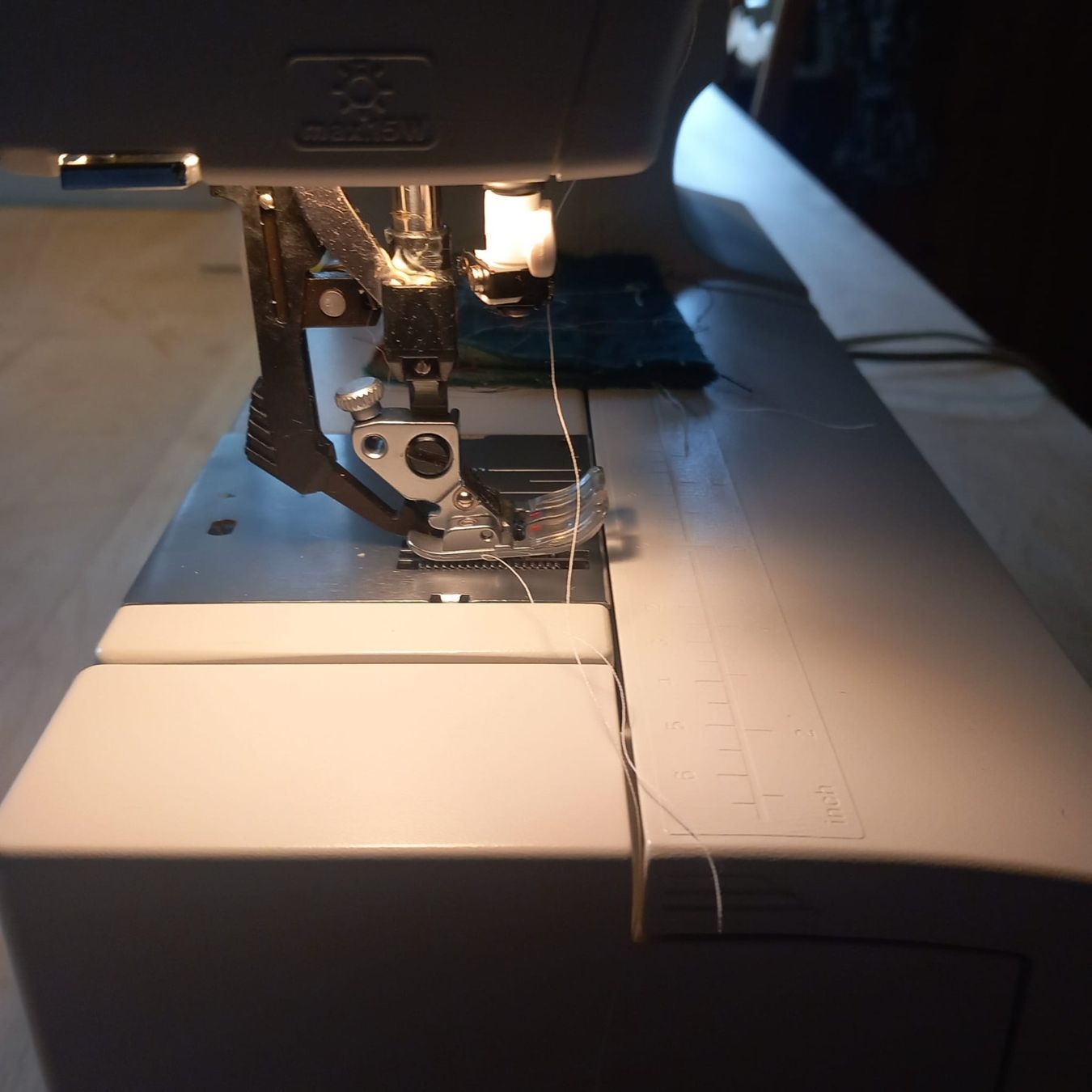 Pfaff Macchine da cucire: Nähmaschine Pfaff creative 7510 – Usato da Ganterschwil venduto da zaz_h9b6 7