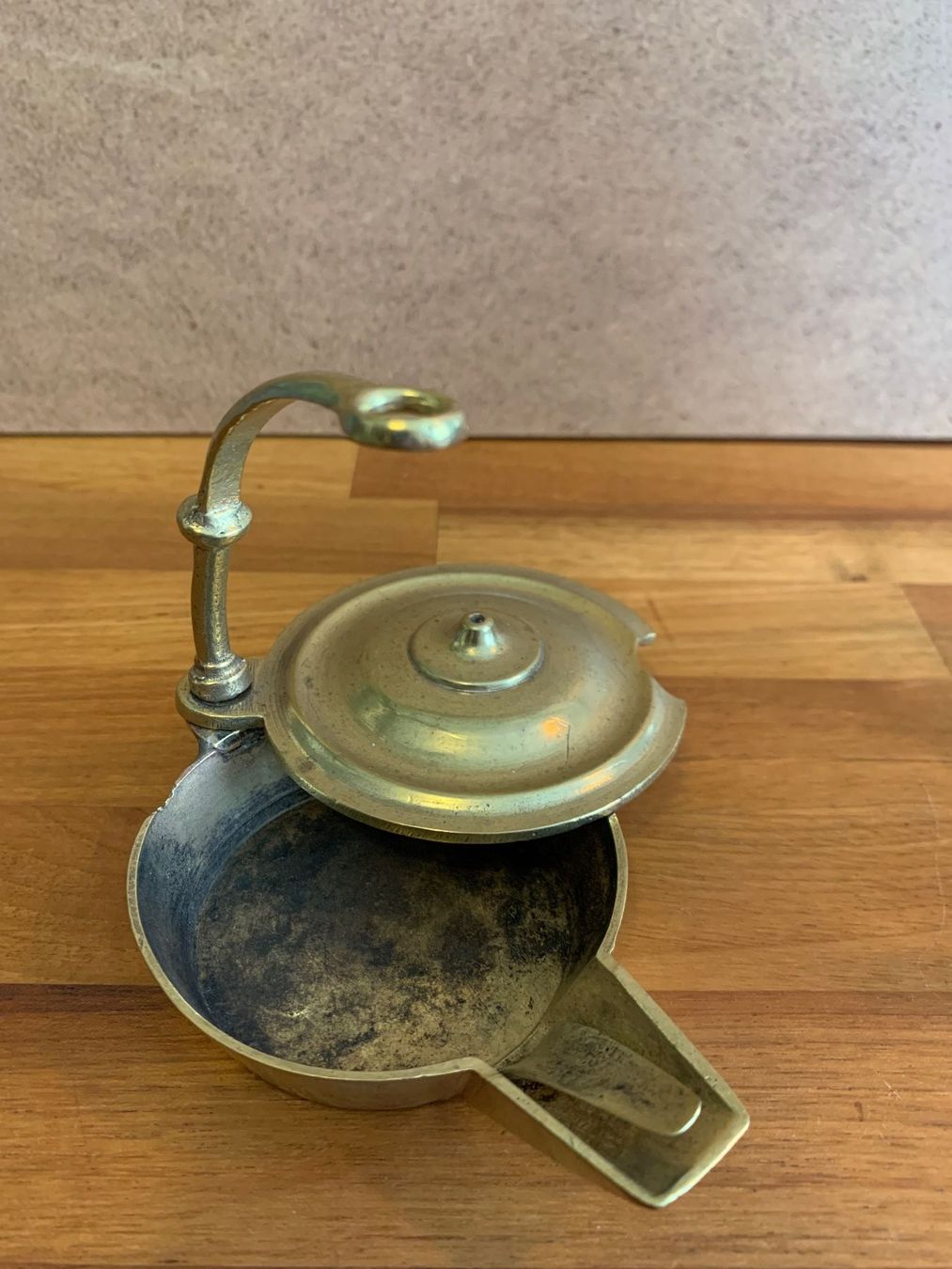 Lampade: 5 schöne alte Öllampen – Usato da Winterthur venduto da sommer_2019 2
