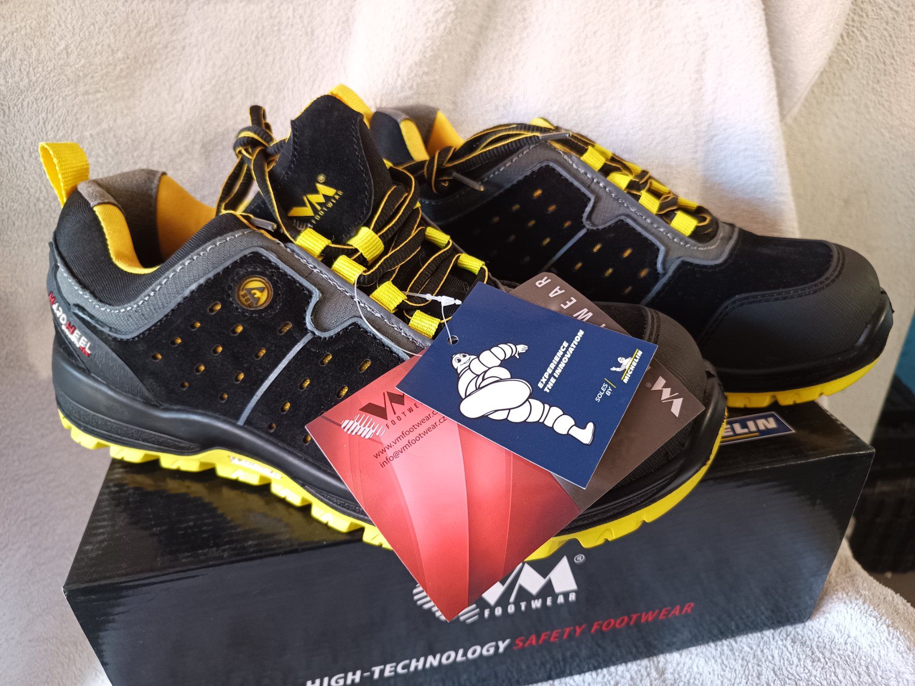 Scarpe da uomo: Arbeitsschuhe / Sicherheitsschuhe S1P 43 – Nuovo e nell'imballaggio originale da Oberegg venduto da 19franzi94 2