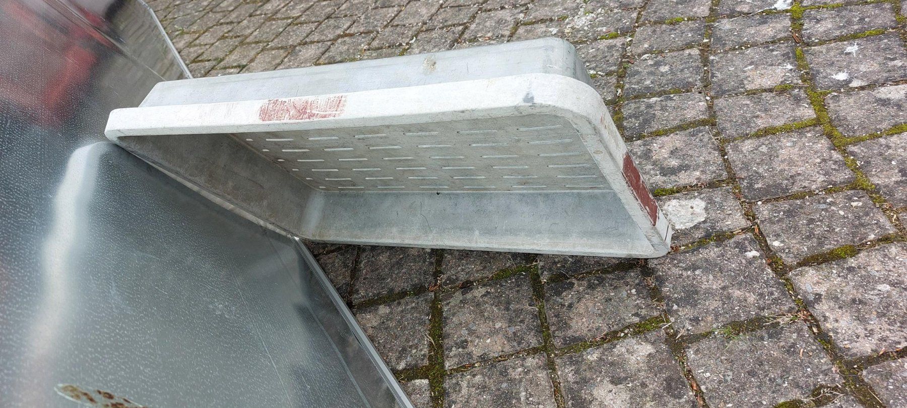 Contenitori & Simili: Schalen Hartplastik 60 x 40 cm. ( Preis für 11 Stück ) – Usato da Horw venduto da Zentral50 1