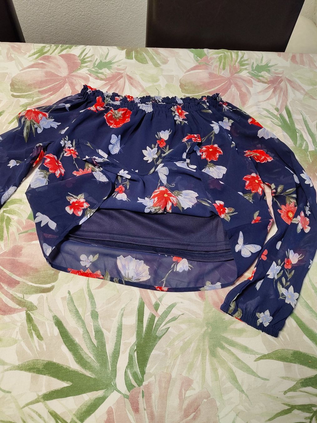 Camicette, T-shirt & Top: Bluse Gr. 146/152 – Usato da Brüttisellen venduto da kikaninchen79 1
