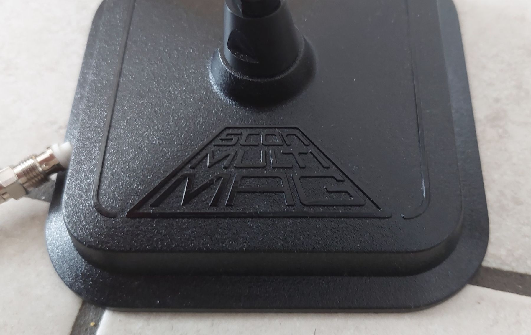 Technique de radiocom: Magnethaftantenne – Neuf (Voir description) à Bauma par rtvstr 2
