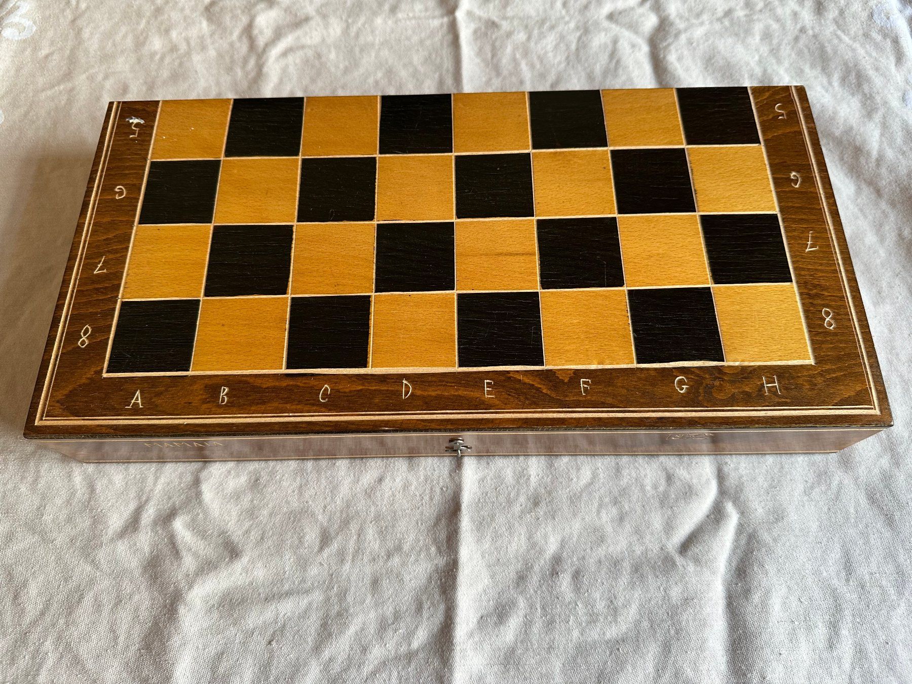Giochi: Jeu d'échecs complet dans sa boite – Usato da Ste-Croix venduto da BuffetSC 1