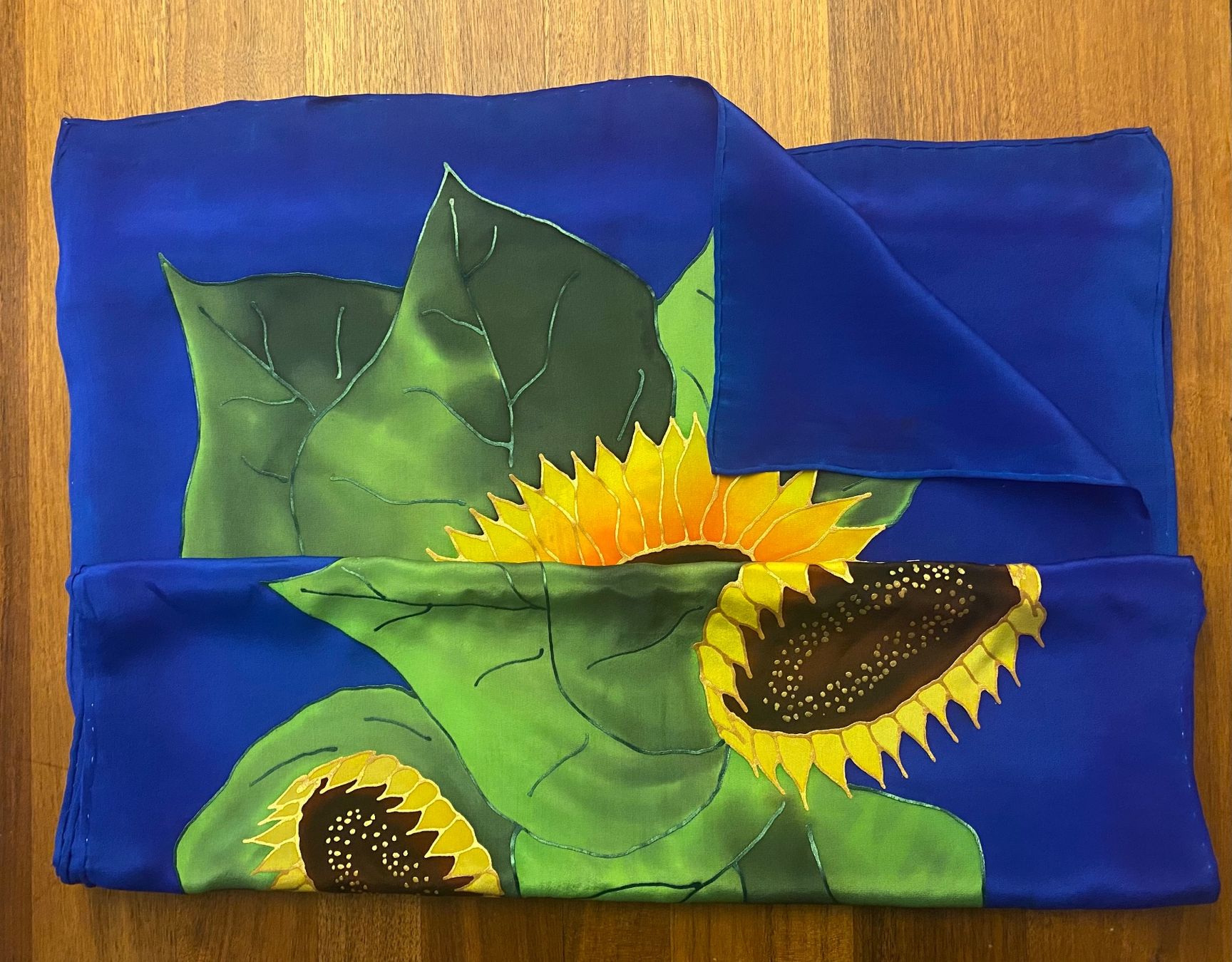 Foulards, Tücher & Schals: Handgemalter Seidenschal mit Sonnenblume Motiv – Gebraucht aus Jona von  1