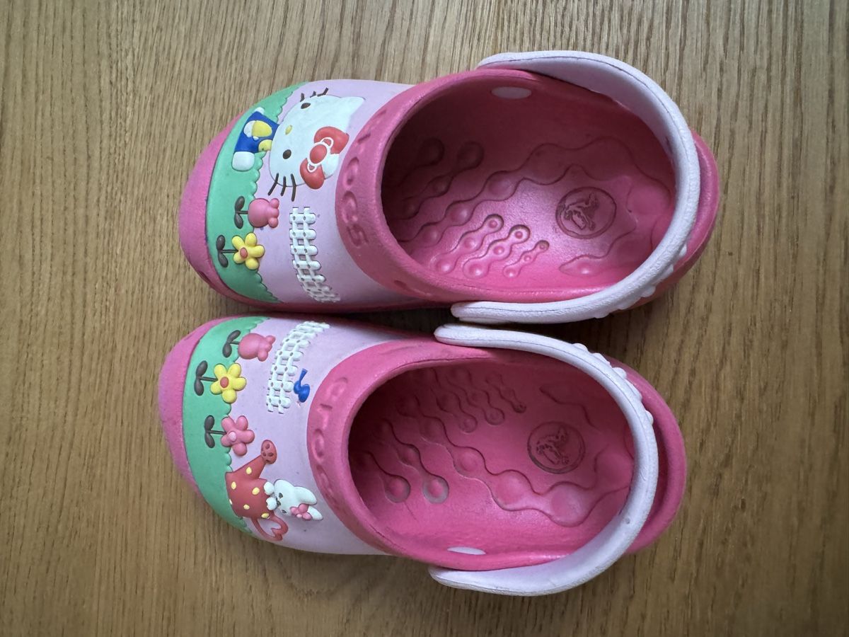 Crocs Scarpe per ragazze: Crocs 6/7 Gr. 22-24 – Usato da Genthod venduto da Tidus04 2
