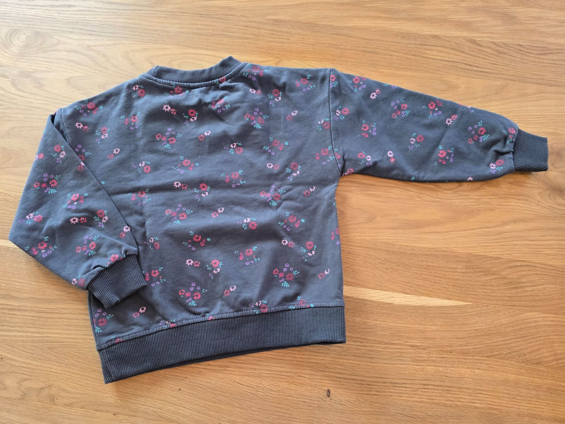 Pulls et sweat-shirts: Pullover Gr. 104 – D'occasion à Zäziwil par Seisler 1