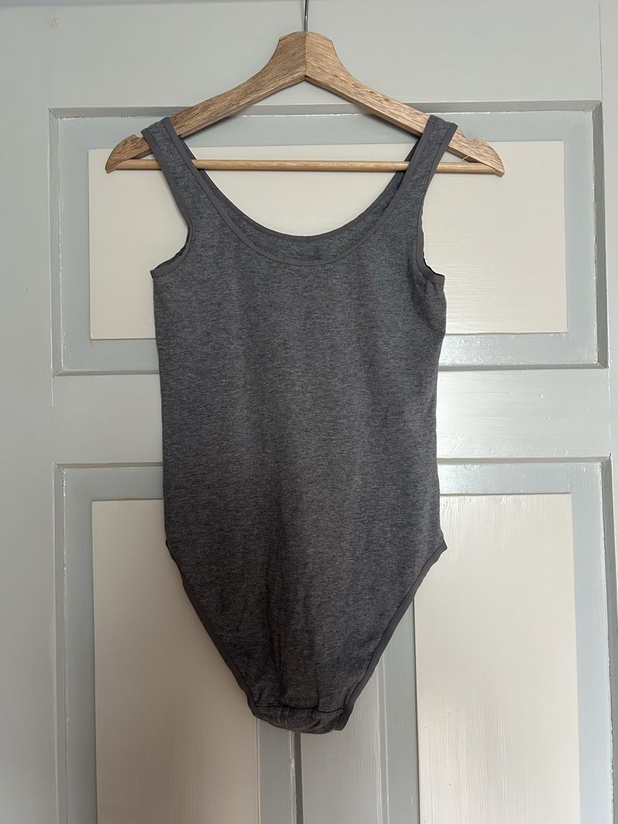 Top: Maddison Body grau ärmellos  – Usato da Frauenfeld venduto da jae_vs6j 2