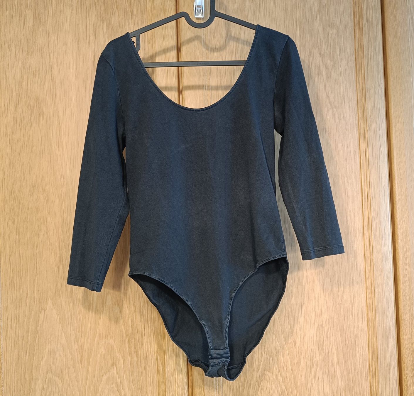 H&M Top: H&M Basic Body Set – 2 Stück in Grösse M – Usato da Zürich venduto da Atelier.Second 4