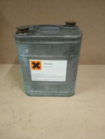 4 Liter Kanister Schweizer Armee gefüllt