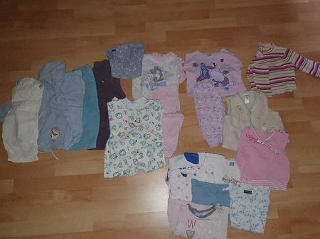 Lot habit fille T 80 / 86