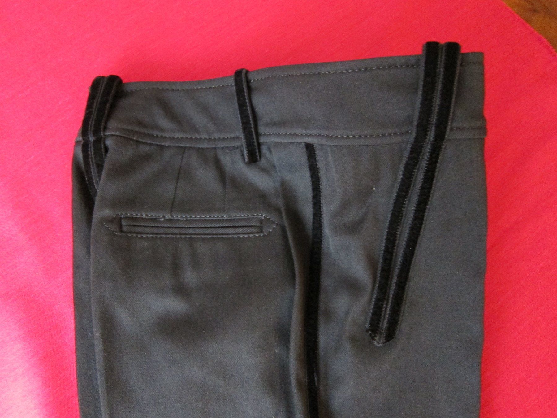 Pantaloni: Hose Byblos NEU! mit Samtstreifen – Nuovo (secondo la descrizione) da Zürich venduto da Italia58 4