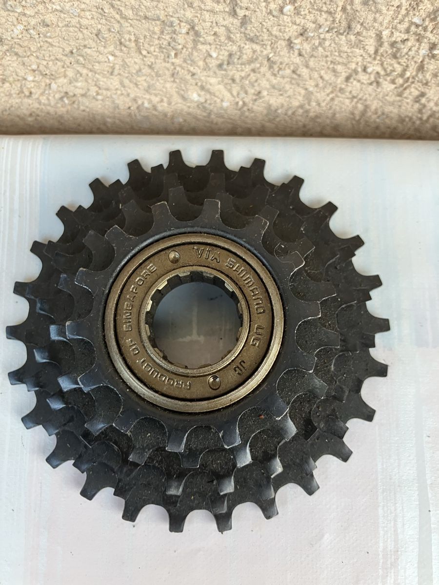 Shimano Pezzi di ricambio: Shimano UG Schraubkranz 5-fach – Usato da Trimbach venduto da cendira