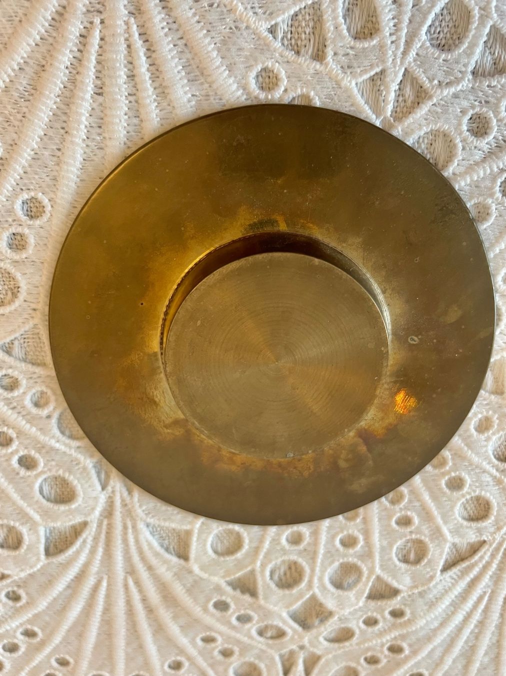 Portacenere: Alter Aschenbecher Messing Massiv Verziert 13cm – Usato da Frenkendorf venduto da Only1 3