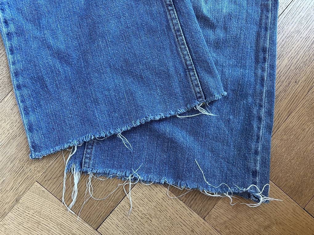 Jeans: Subdued Jeans mit toller Grafik, 22 – Usato da Zürich venduto da ric_r96d 4