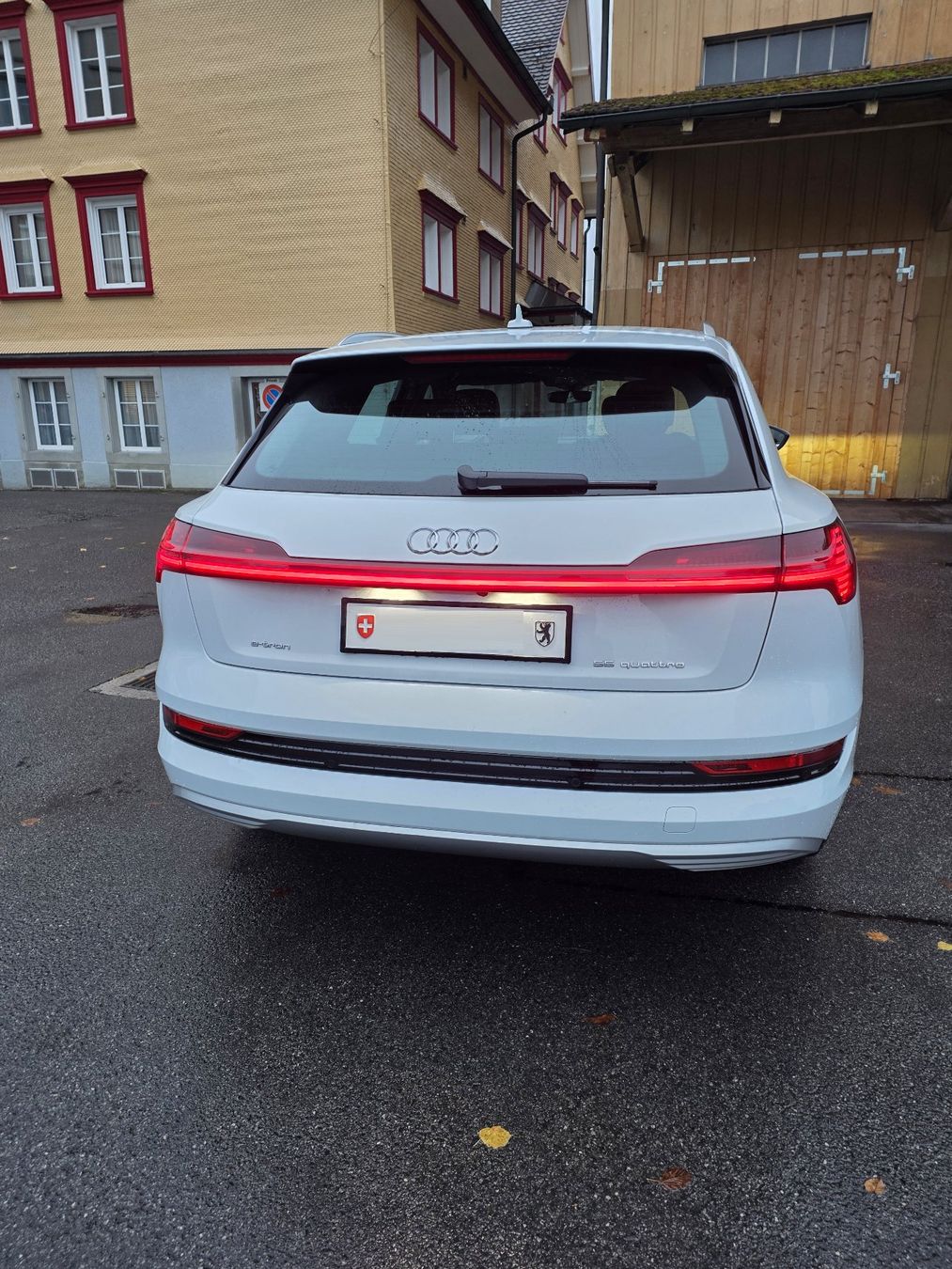 Audi Autos: Audi e-tron 55 advanced – Gebraucht aus Appenzell von BreGol 3