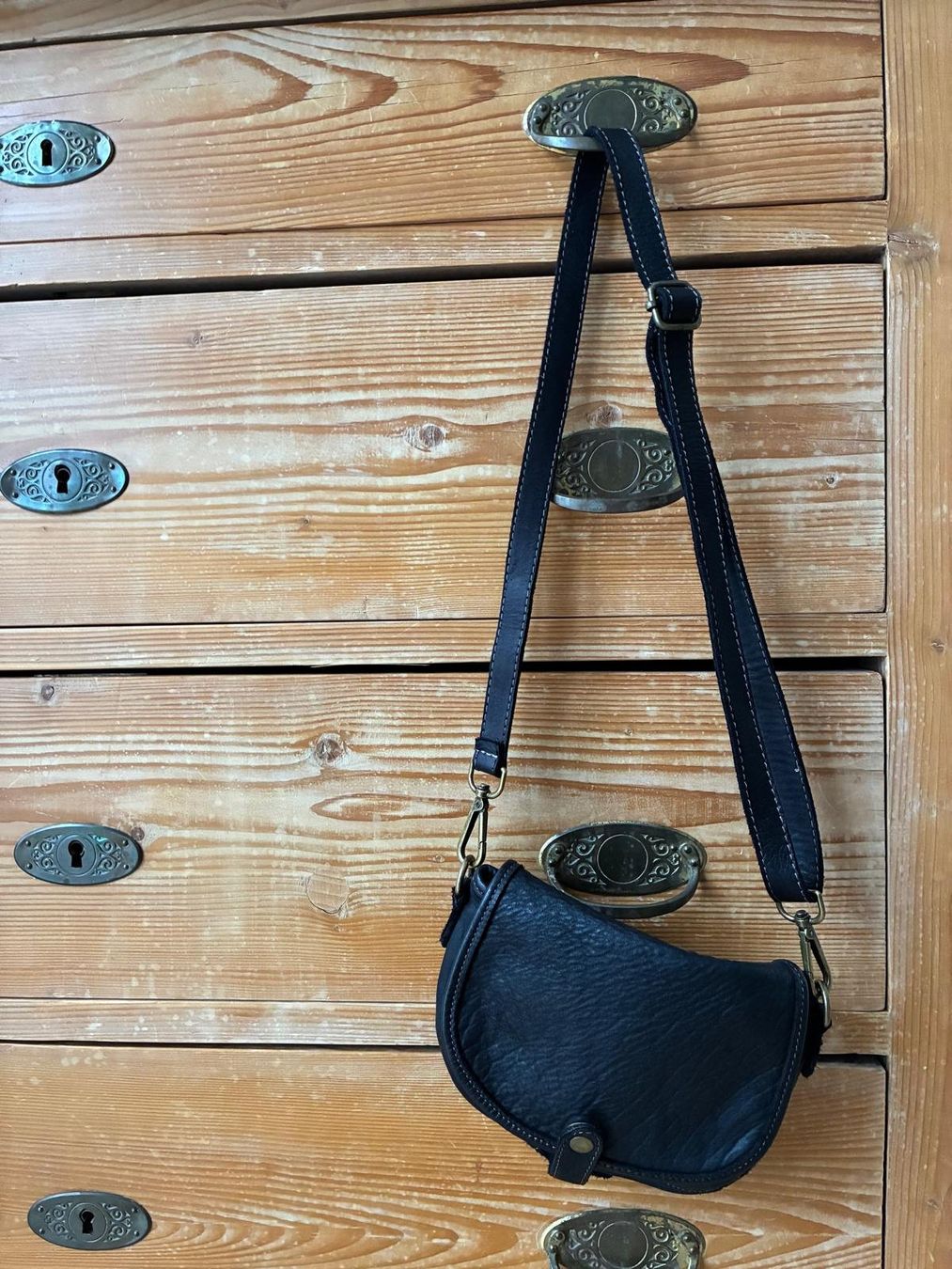 Borse da donna: Süsse Ledertasche schwarz neuwertig – Nuovo (secondo la descrizione) da Brunnen venduto da Dahab71 2