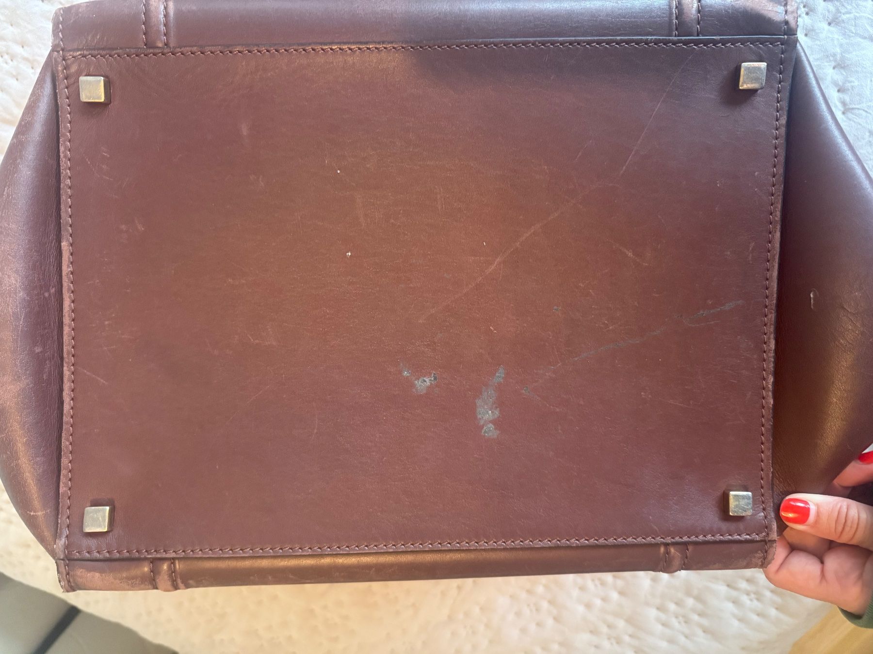 Celine Taschen für Damen: Laufzeit verkürzt. Neue FotosDunkel Braune Celine Handtasche – Gebraucht aus Zürich von miltengabo 3