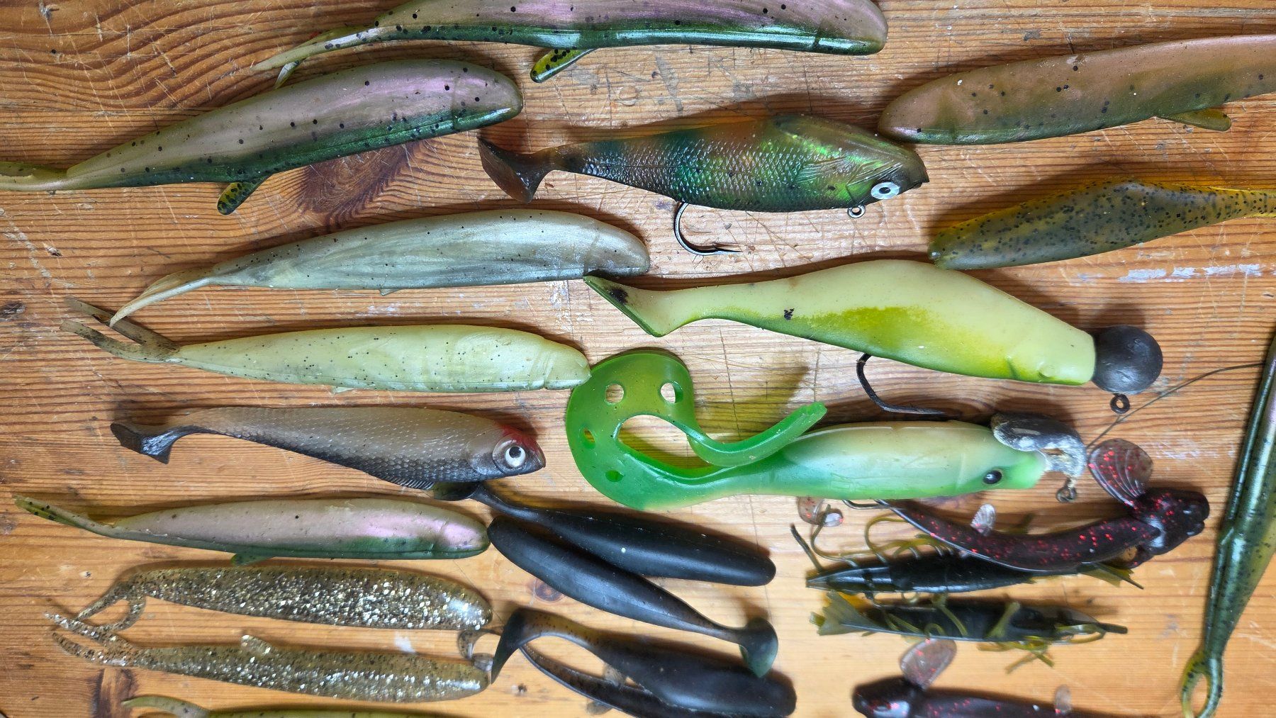 Esche: Sammlung von gummi Köder – Usato da Stein am Rhein venduto da JoXone