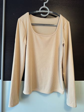 Trendiges Longsleeve, Rippstrick, beige, Grösse M, neuwertig