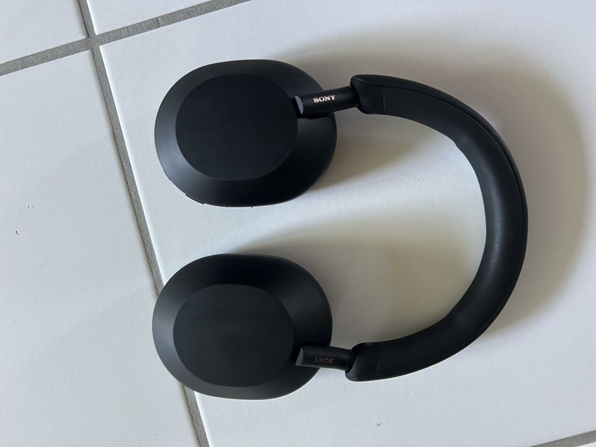 Sony Cuffie: Sonny WH-1000XM5 Kopfhörer – Nuovo (secondo la descrizione) da Endingen venduto da Noisy-Colours