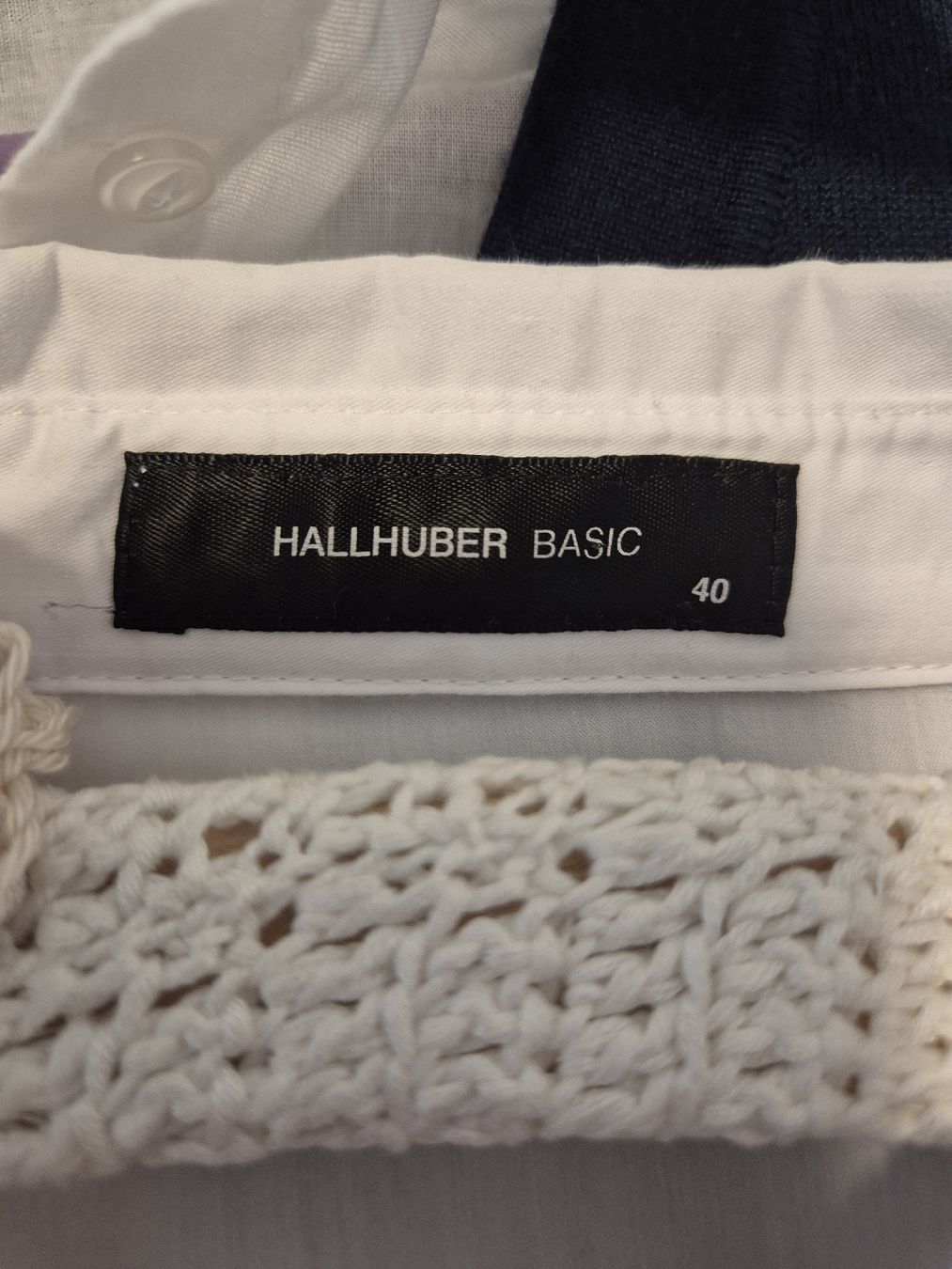 Lots de vêtements: Blusenbody Hallhuber Basic, Bluse H&M & Jäckli Gr. 40 – D'occasion à Oberbuchsiten par Wilandra 3