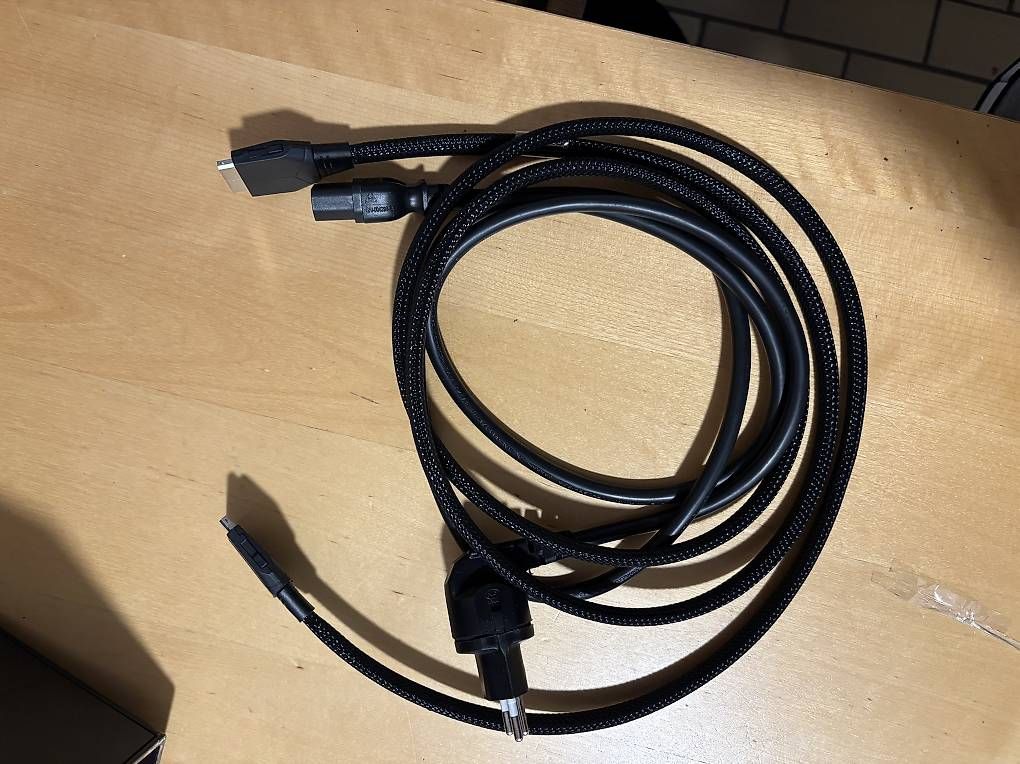 Docking station: eGPU-Dock Alienware NEU – Neuf avec emballage d'origine à Chur par kev_brq7 3