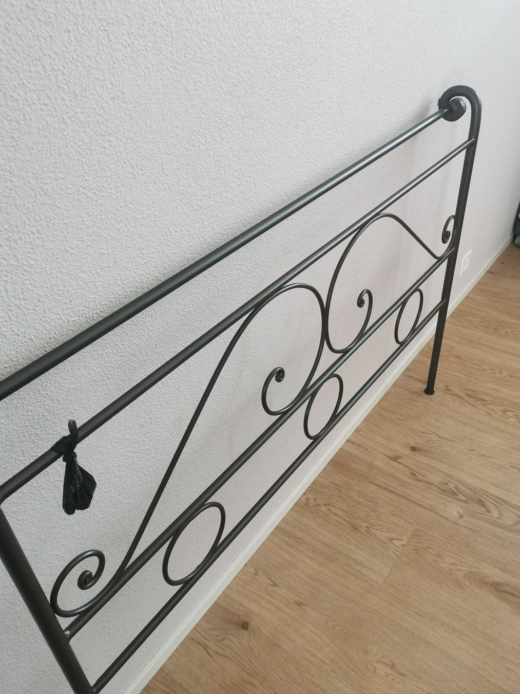 Letti: Eisendoppelbett ink Himmelbettgarnitur – Usato da Interlaken venduto da lil_j66h 1