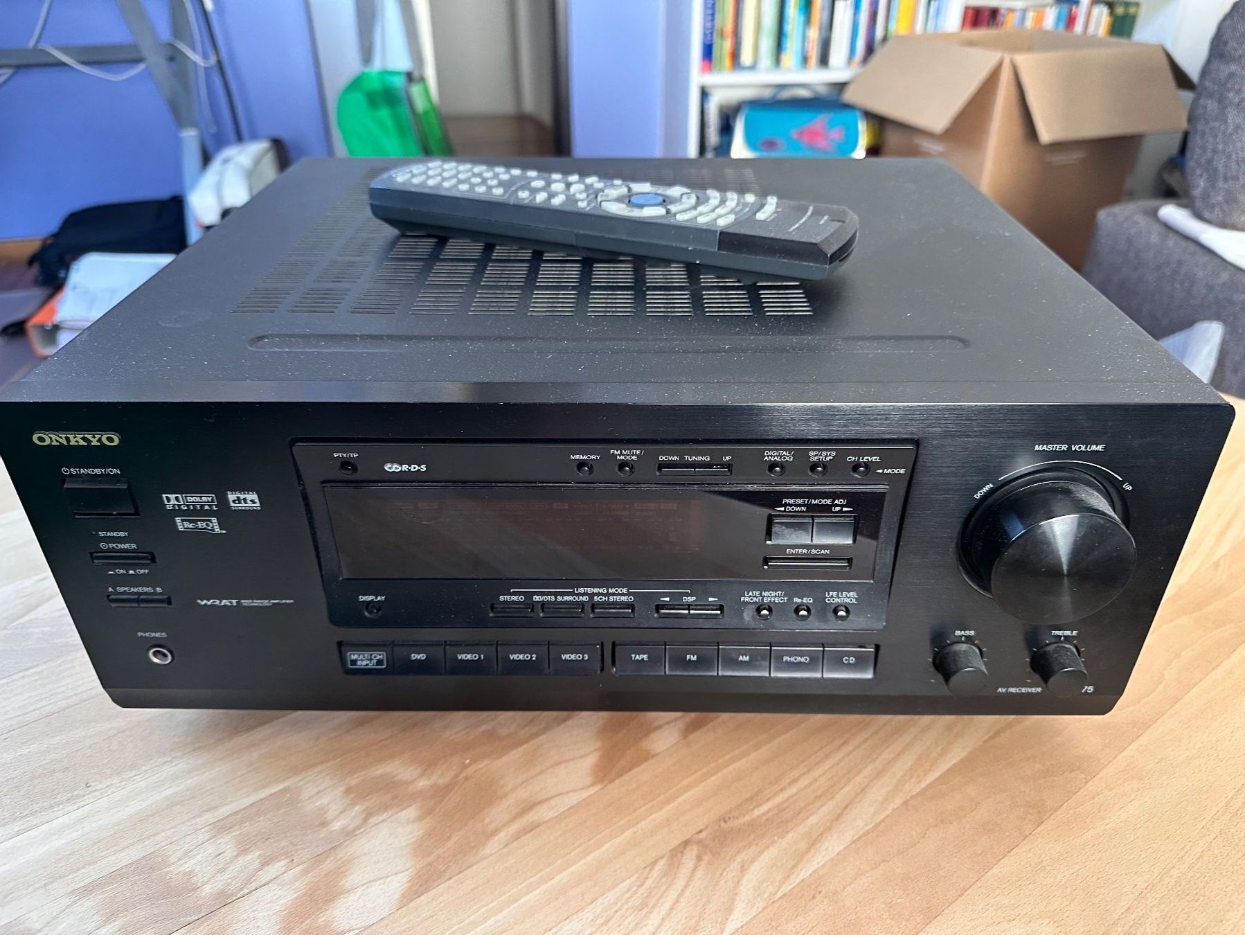 Onkyo Ricevitori: AV Reciever TX-DS575 – Usato da Effretikon venduto da irichter