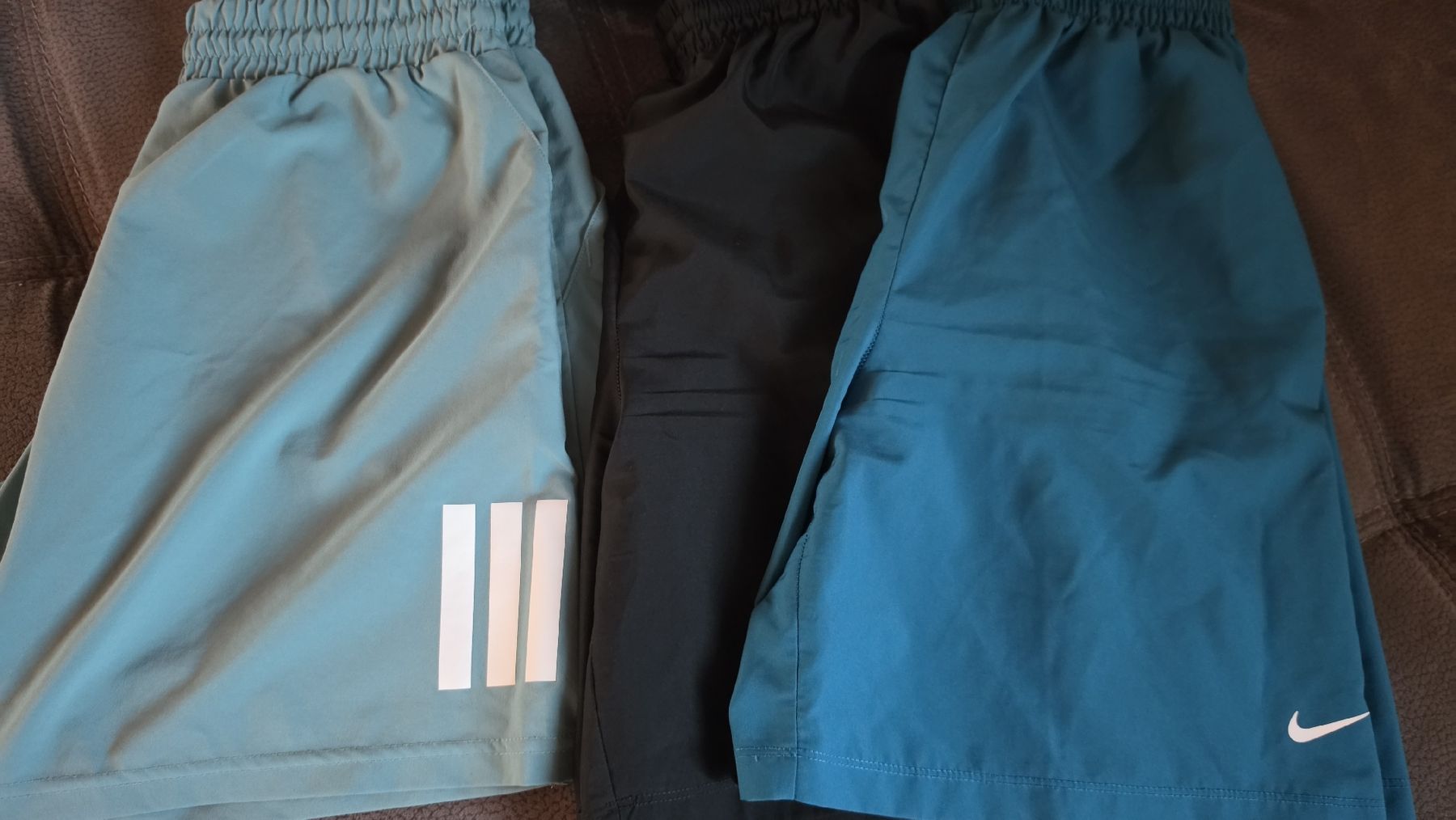Nike Kleiderpakete: Sporthosen Set 176 – Gebraucht aus Grosswangen von DenChey 1