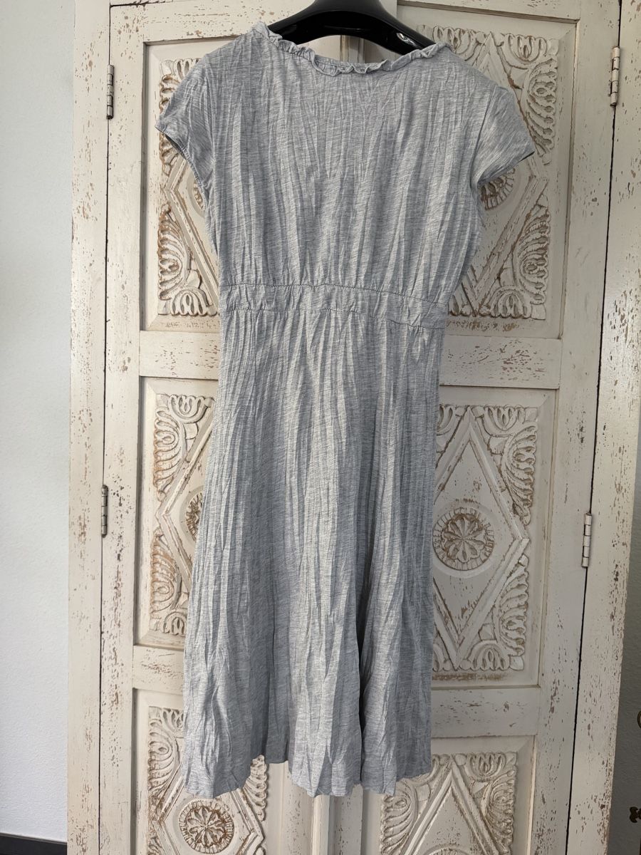 Esprit Kleider: Etui-Kleid XS von Esprit – Gebraucht aus Tägerwilen von Cessna98 1