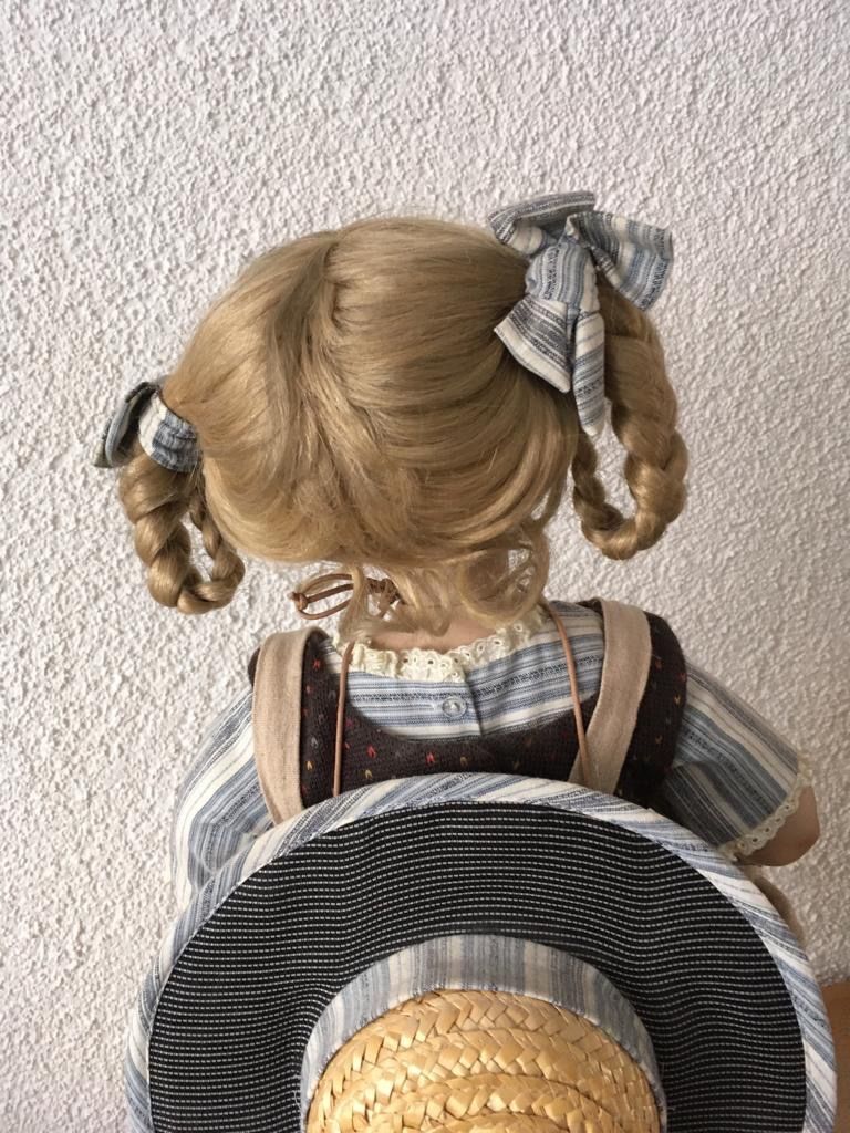 Puppen: Künstlerpuppe Mädchen mit Kleider Höhe 64 cm – Gebraucht aus Horgen von gogo-30 2