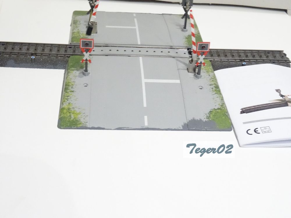 Passage à Niveau Märklin HO 74924 – Automatique Start Up, Voie échelle HO