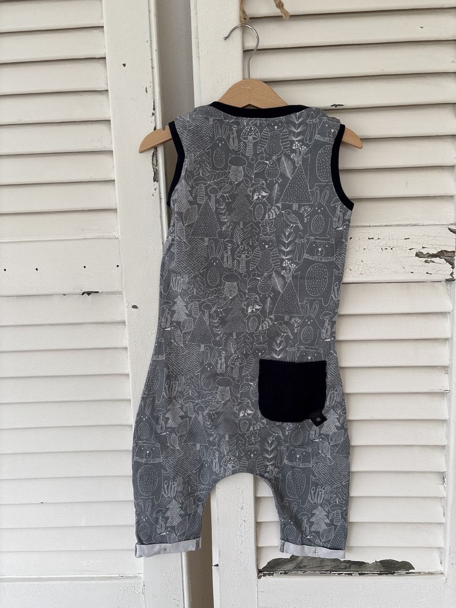 Tute: Jumpsuit Gr 98/104 – Usato da Mörschwil venduto da Mibasel 3