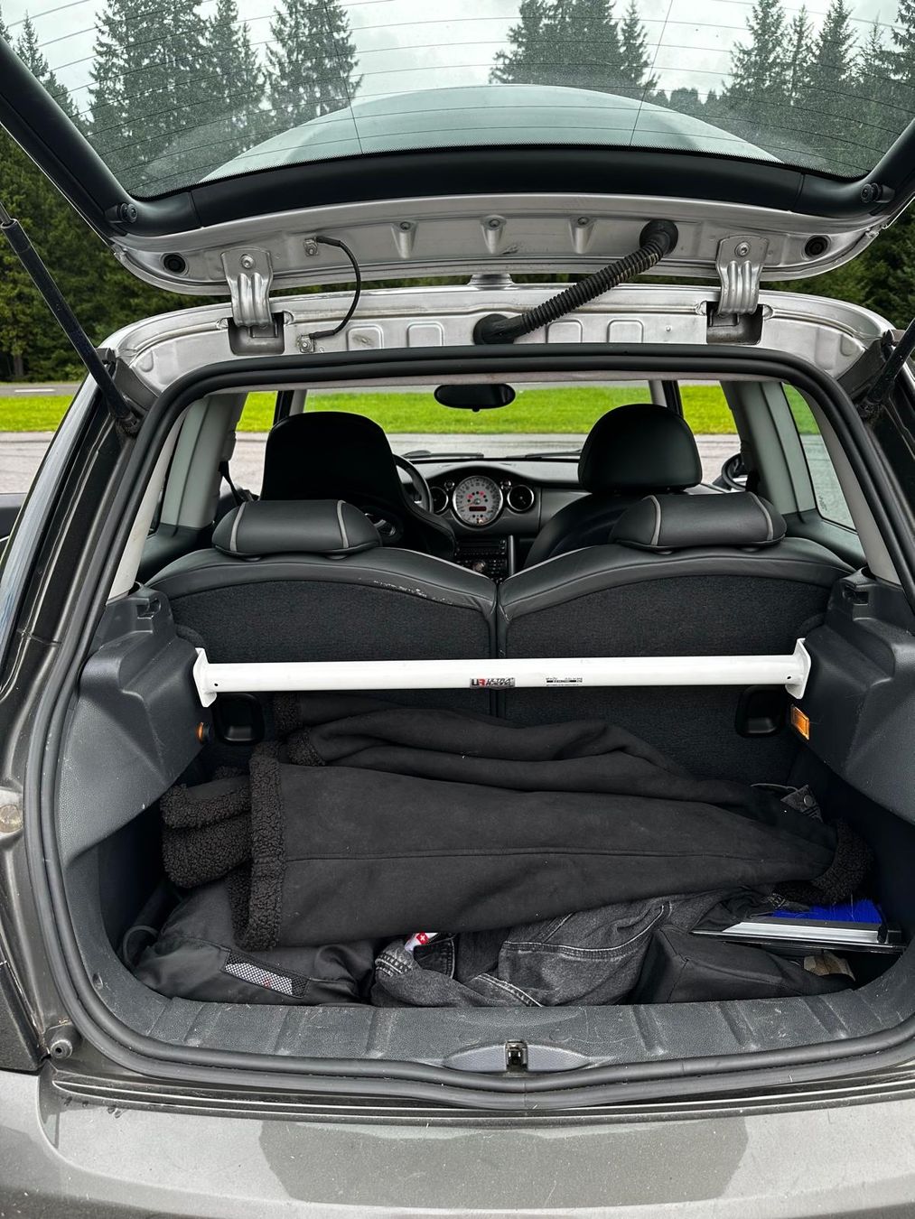 Mini Autos: Mini Cooper Parklane S – D'occasion à Château-d'Oex par roy_9x9r 1