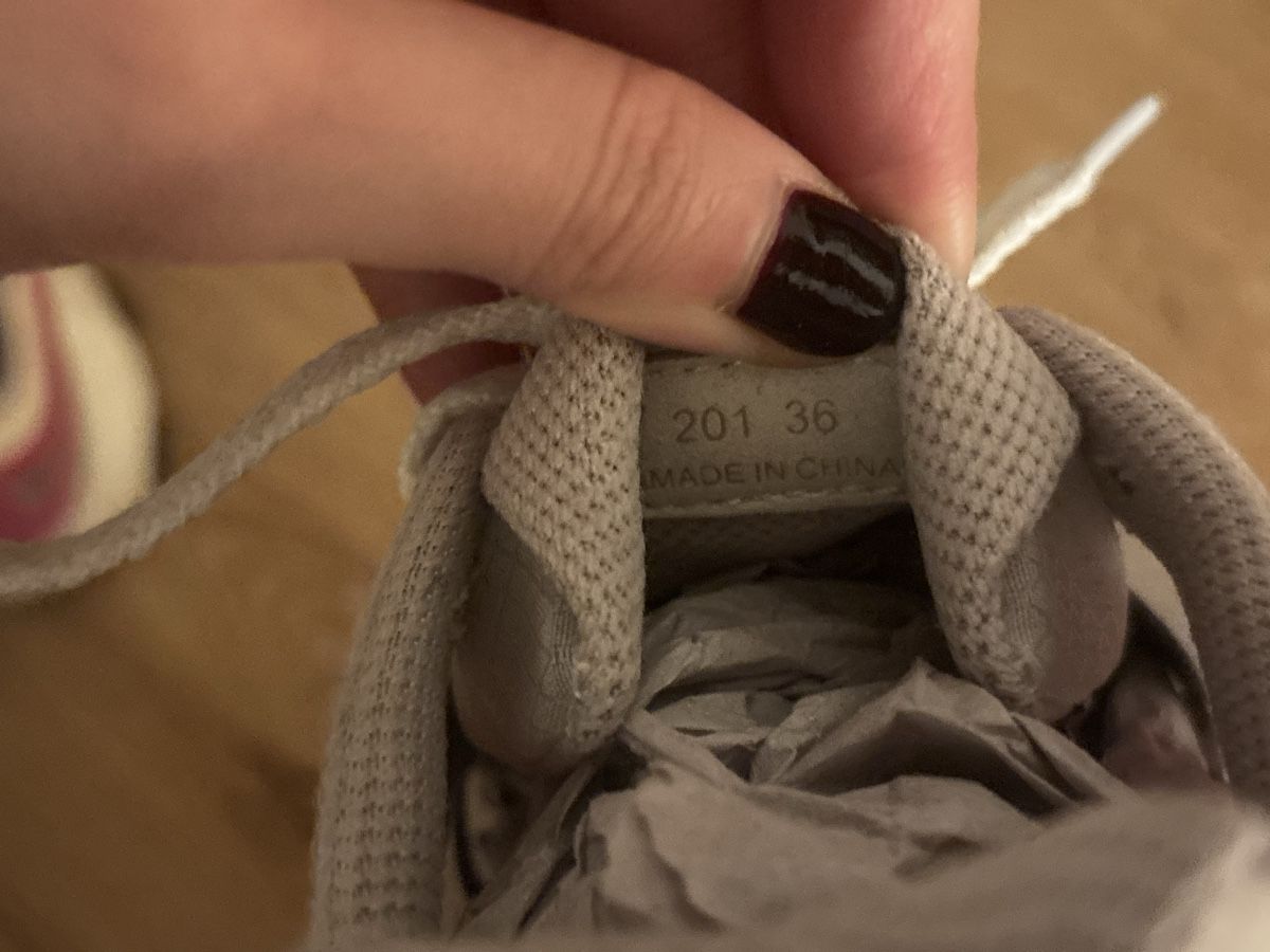 Acne Studios Chaussures femmes: Acne Studios Mesh Printed Sneakers – D'occasion à Kriens par qij_5ghs 6