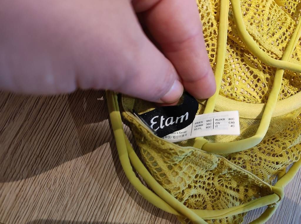 Altra biancheria intima: Soutien gorge jaune – Usato da Bellevue venduto da xuxana 1