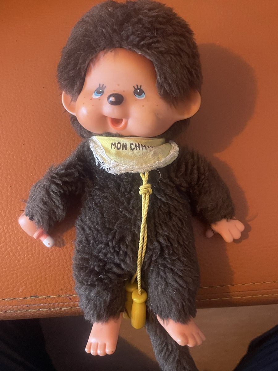 Monchhichi Bambole: Original "Monchichhi" mit Lätzchen & Springseil (1972) – Usato da Günsberg venduto da MorningEgg22 4