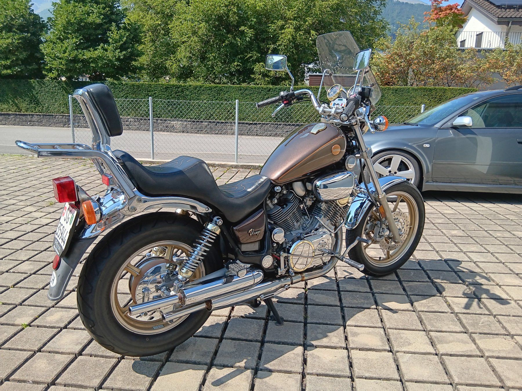 Yamaha Chopper: Yamaha XV1000 Virago Gold Edition – Usato da Buchs SG venduto da yenkodom 2