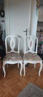 2 Stk. Antike Stühle - Weiss mit Blumenmuster - Vintage