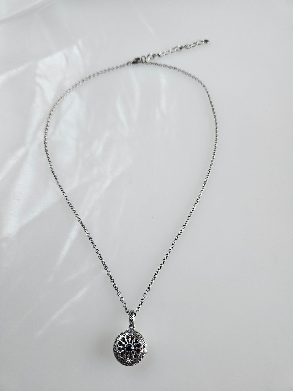 Catenine: Silber Kette mit aufklappbarem Anhänger mit Onyx – Nuovo (secondo la descrizione) da Winterthur venduto da ste_tcx5 2