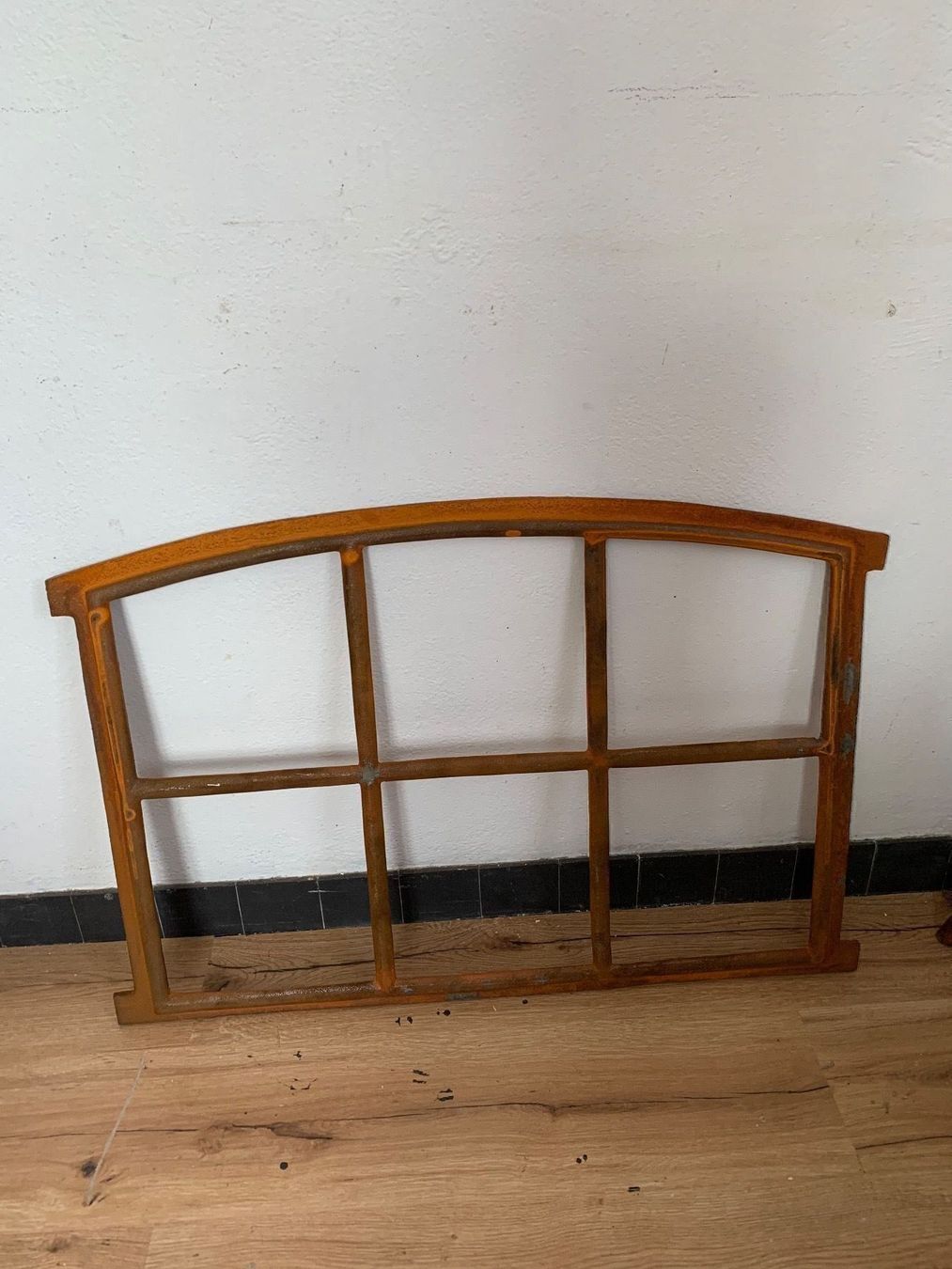 Finestre: Fenster Deko Gusseisen – Usato da Flawil venduto da Naphtali