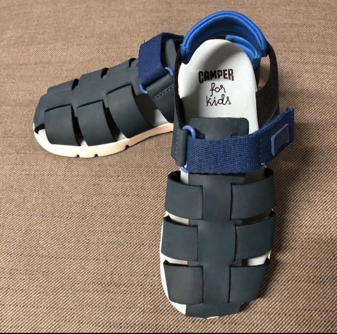 Camper Scarpe per ragazzi: Sandales CAMPER Oruga – Nuovo (secondo la descrizione) da Gland venduto da lorainna