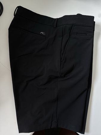 Lasse Kjus Herren Golfshorts schwarz Grösse W40  regular fit
