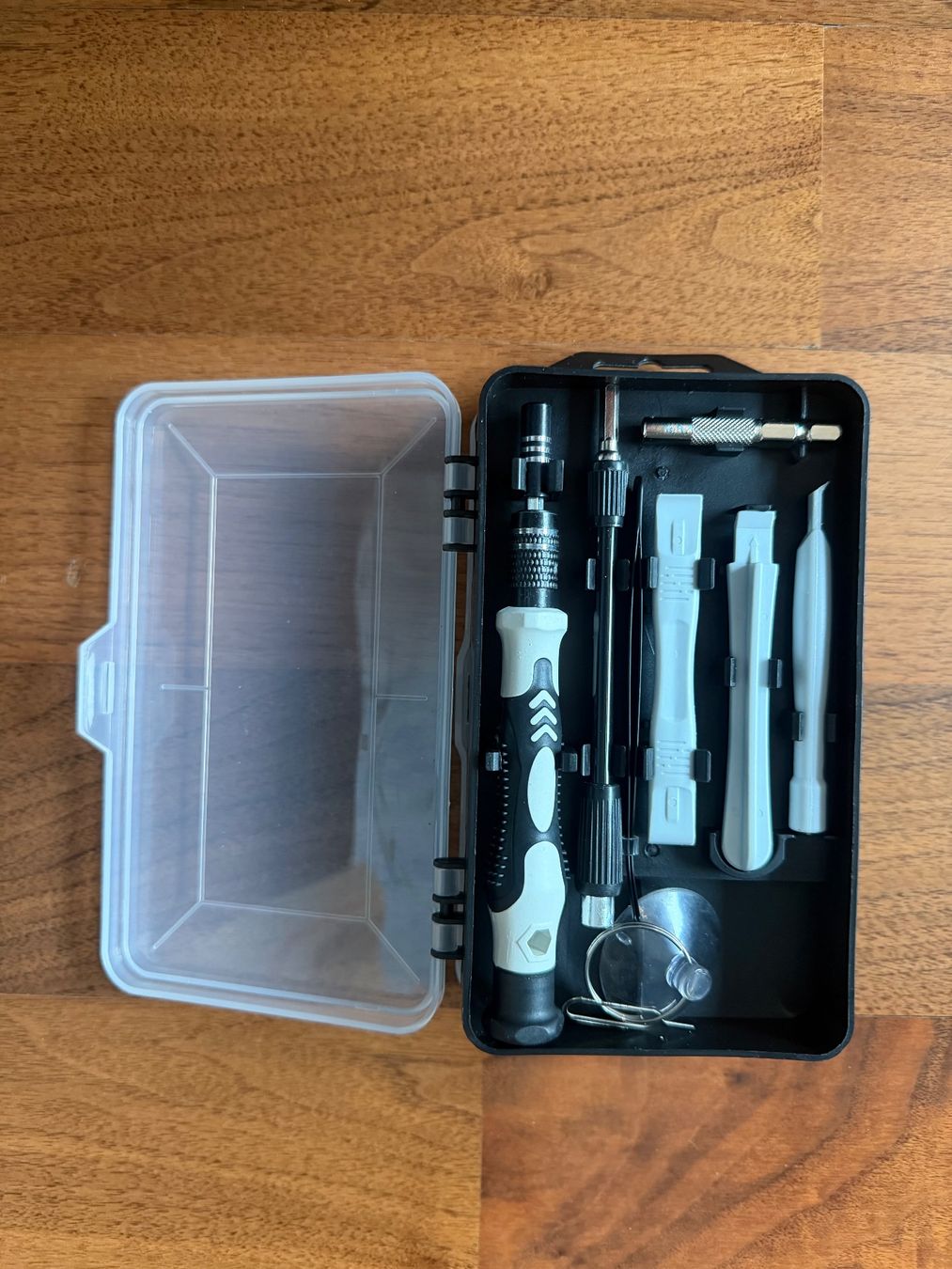 Tutti gli attrezzi: 115-in-1 Schraubendreher-Set – Nuovo e nell'imballaggio originale da Kloten venduto da des_xv52 1